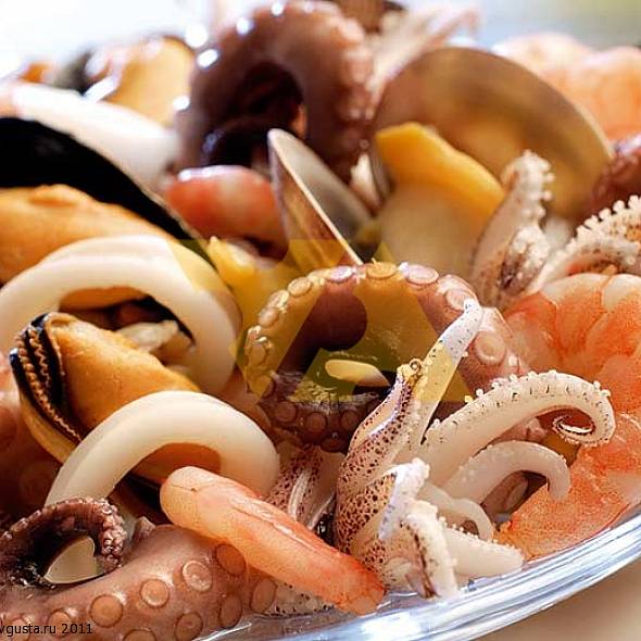 Салат из морепродуктов