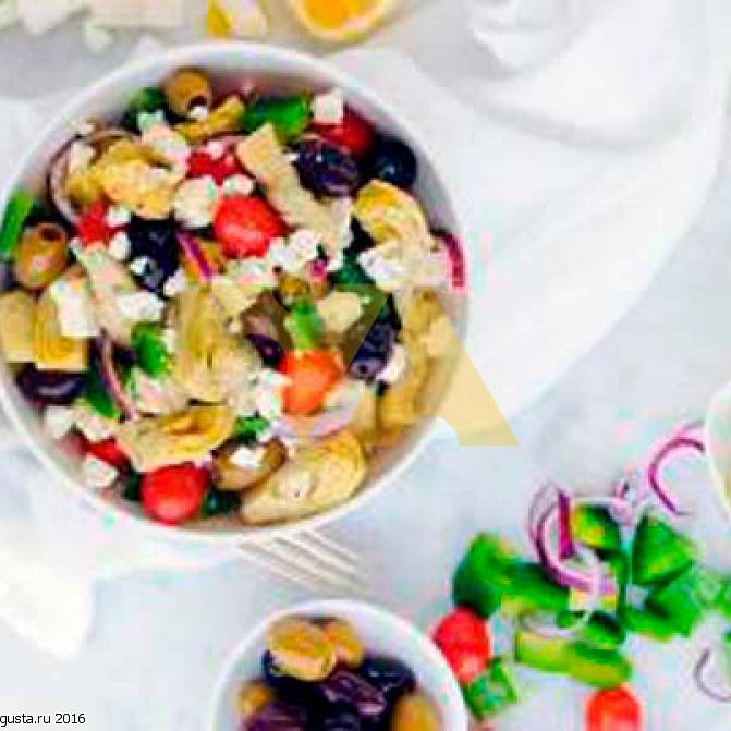 Средиземноморский салат с артишоками