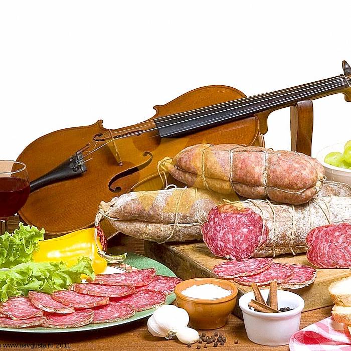 Настоящие итальянские продукты: салями