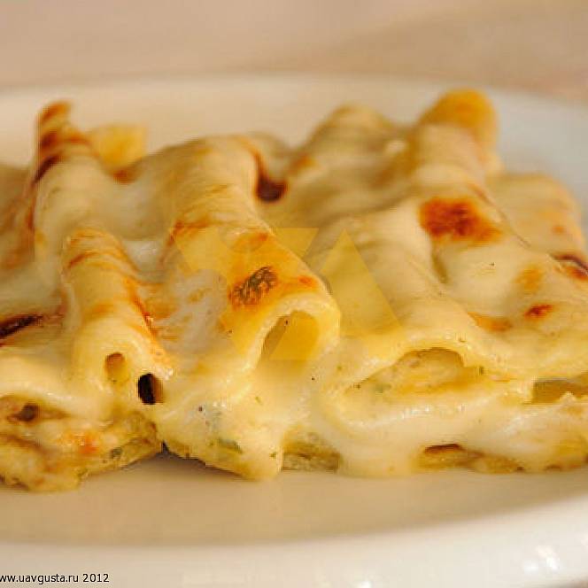 Каннеллони с картофелем и белыми грибами